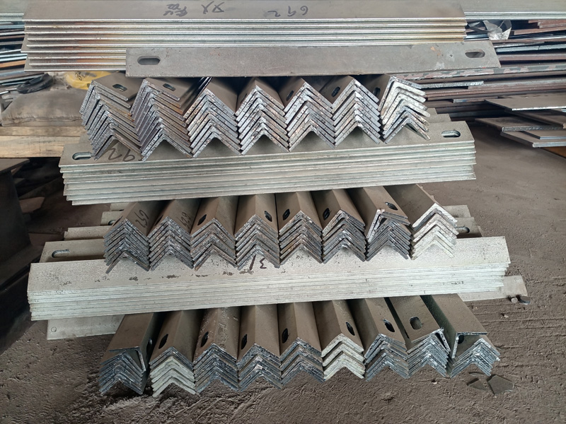 原材料7國標(biāo)角鐵 熱鍍鋅隅撐