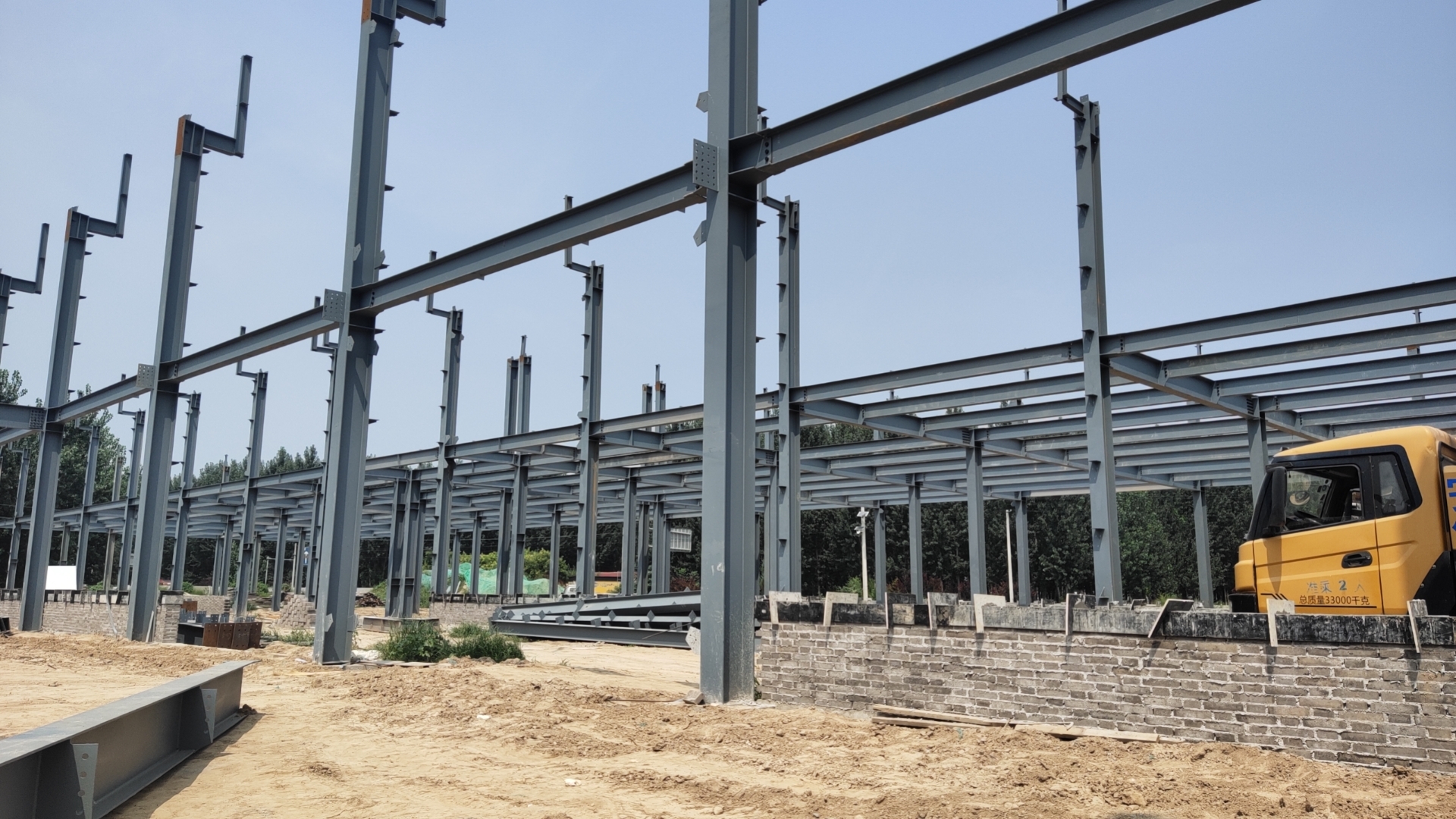 河北鋼結(jié)構(gòu)廠家，衡水鋼結(jié)構(gòu)廠家，廠房鋼結(jié)構(gòu)**廠家 金鼎鋼構(gòu)